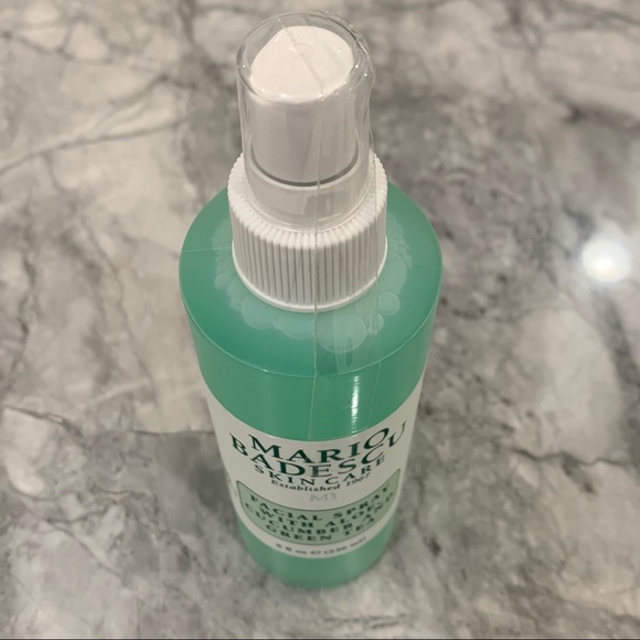 Mario Badescu Facial Spray Aloe, Cucumber, and Green Tea - Picture 3 of 3